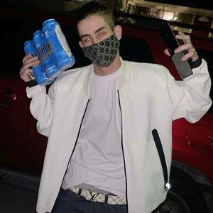 Meet your Posher, Joseph